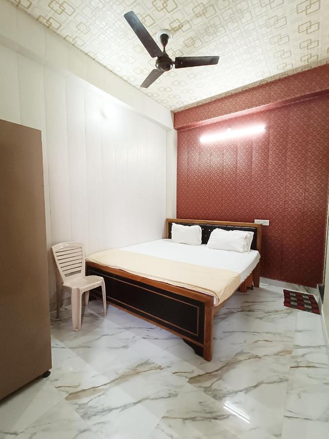 Saraswati Palace Varanasi Exteriör bild
