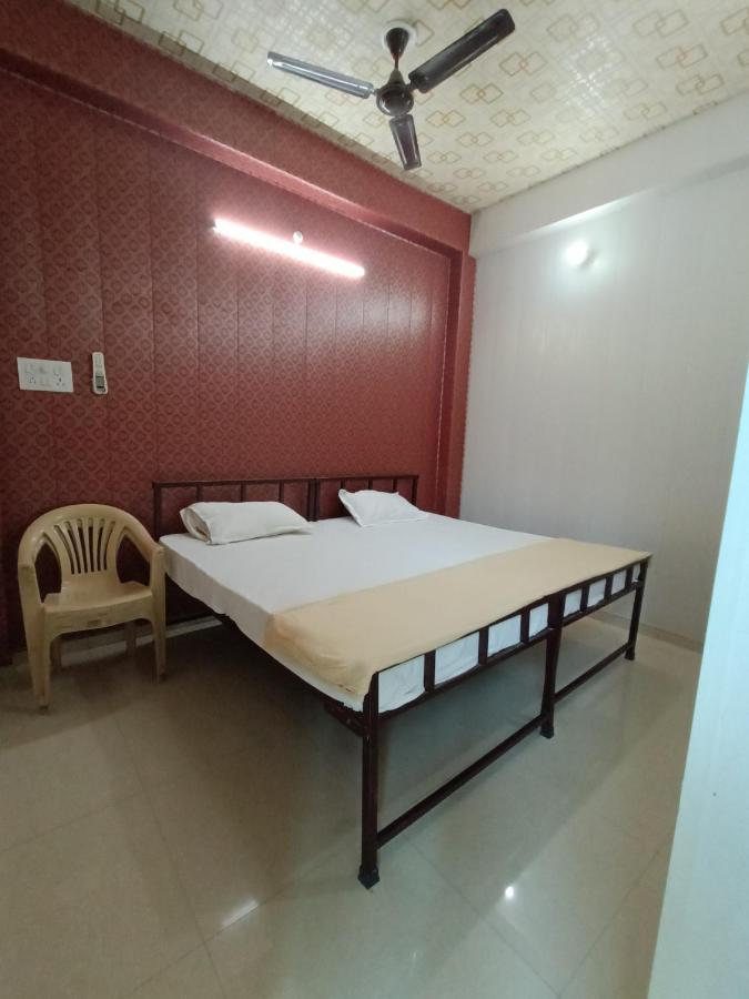 Saraswati Palace Varanasi Exteriör bild